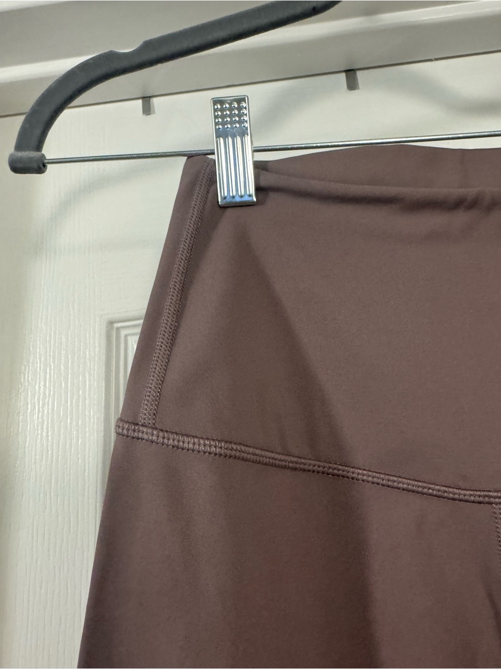 Tavi High-Rise Women’s Leggings in Mauve/Brown - Picture 6 of 11